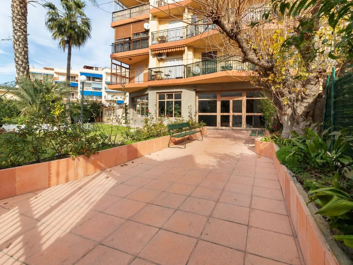 Holiday Home With A Garden And Balcony For Weekend Getaway Torremolinos 0*,  Španělsko